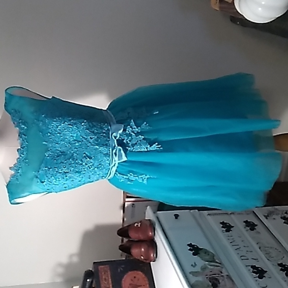 Beautiful blue prom bridesmaid formal dress 👗